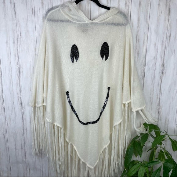 Wildfox RARE white label happy face sequin knit hooded poncho - Picture 1 of 6